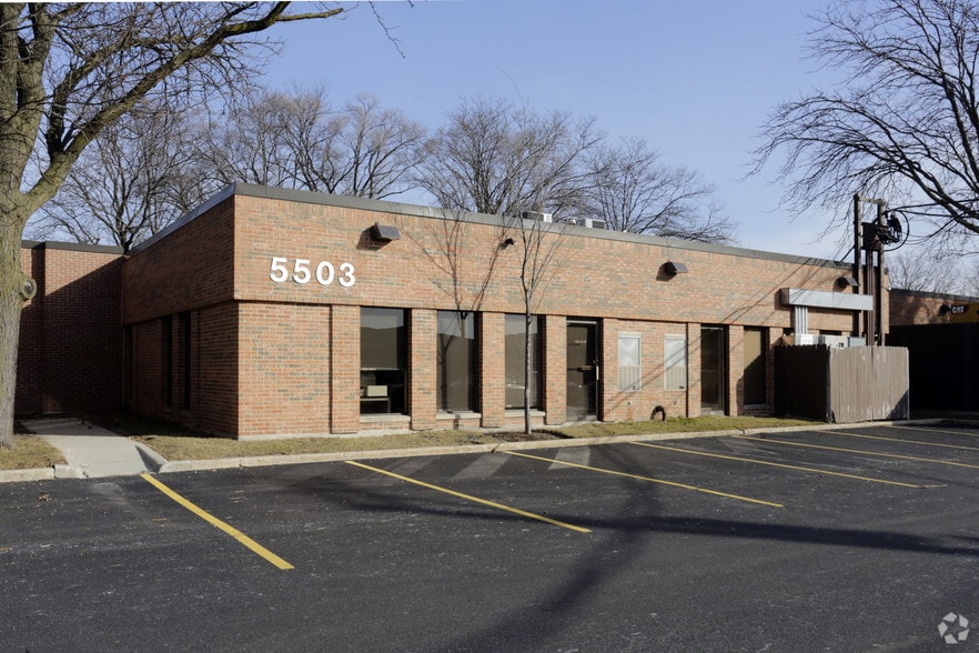 5503 N Cumberland Ave, Chicago, IL à vendre - Photo du bâtiment - Image 3 de 7