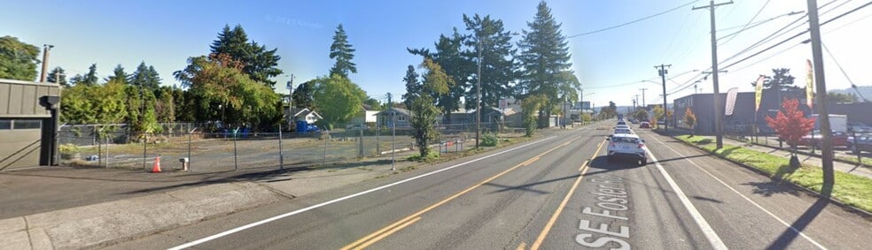 7365-7375 SE Foster Rd, Portland, OR for sale - Building Photo - Image 2 of 2