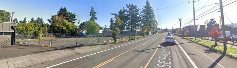 7365-7375 SE Foster Rd, Portland, OR à vendre - Photo du bâtiment - Image 2 de 2