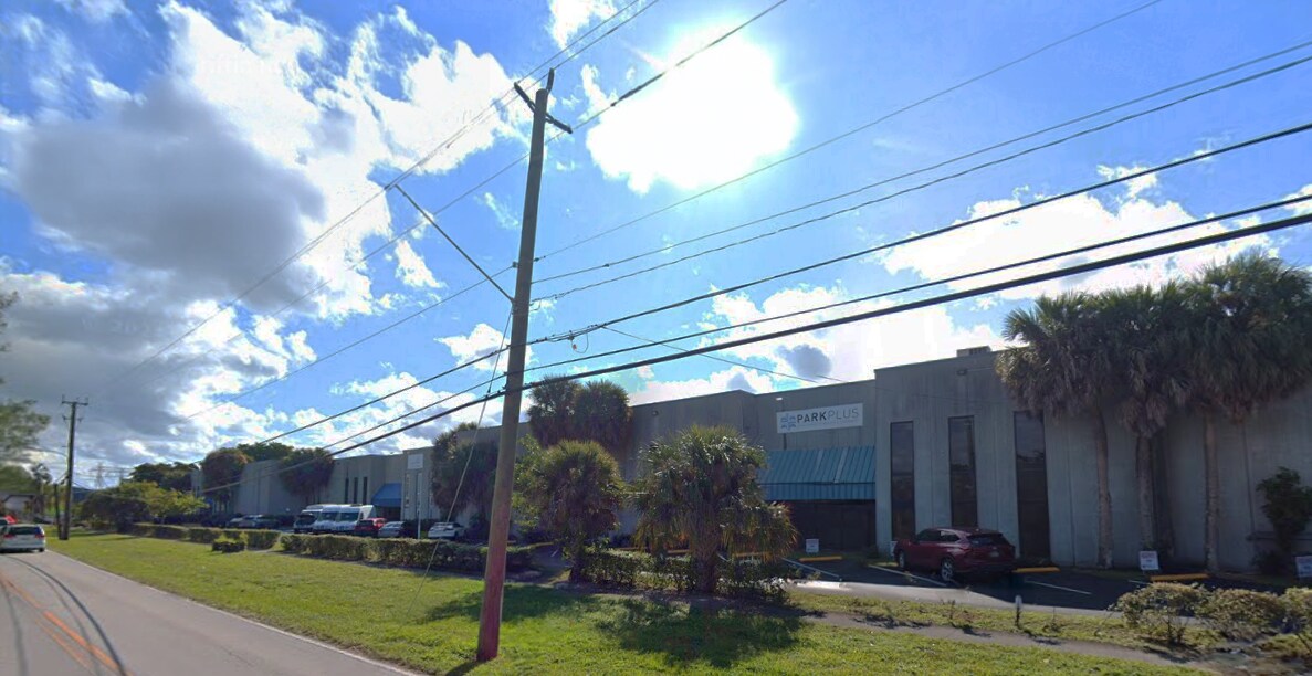 1111 Old Griffin Rd, Dania Beach, FL for sale Primary Photo- Image 1 of 1