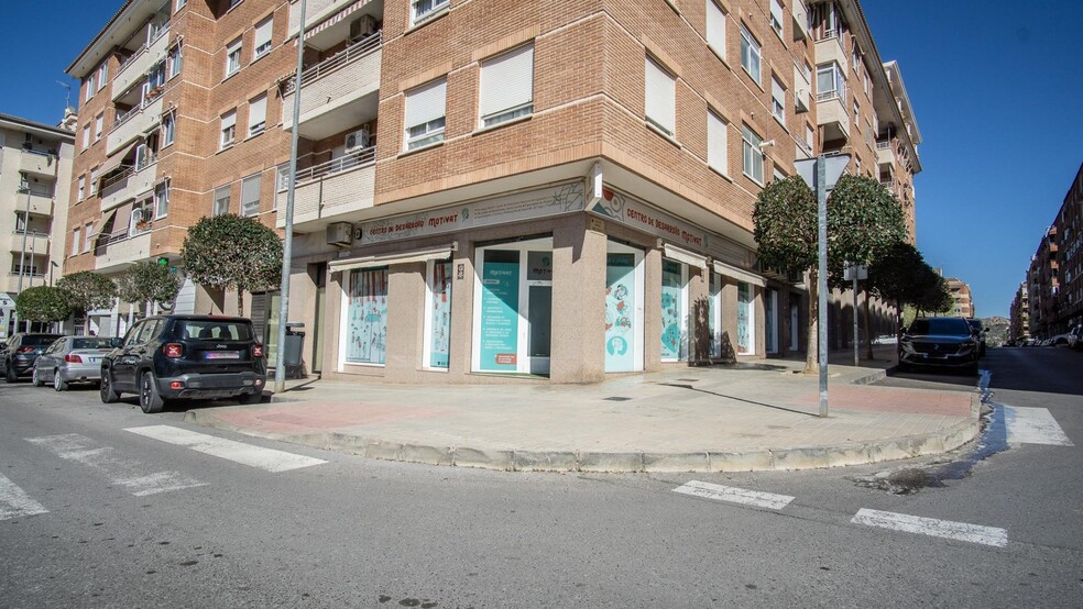 Retail in Petrer, Alicante for sale - Building Photo - Image 1 of 11