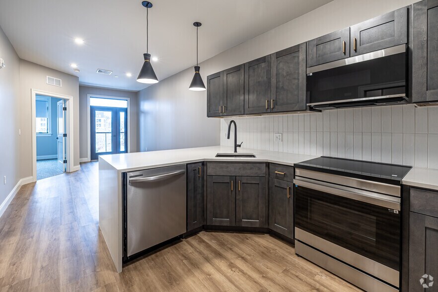 920-924 Farmington Ave, West Hartford, CT à louer - Photo intérieure - Image 3 de 23