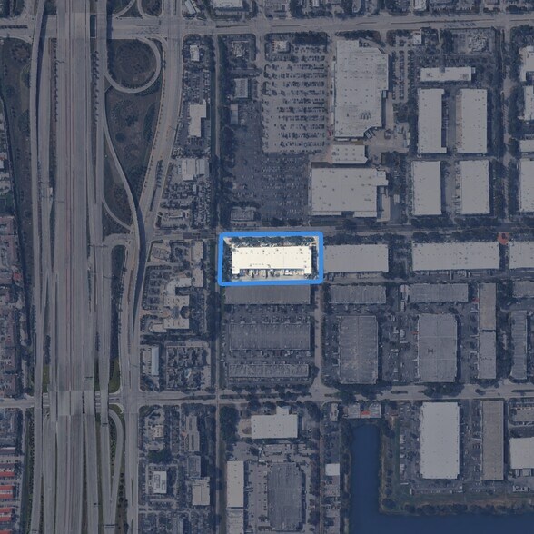 1301-1304 NW 84th Ave, Miami, FL à louer - Aérien - Image 2 de 4