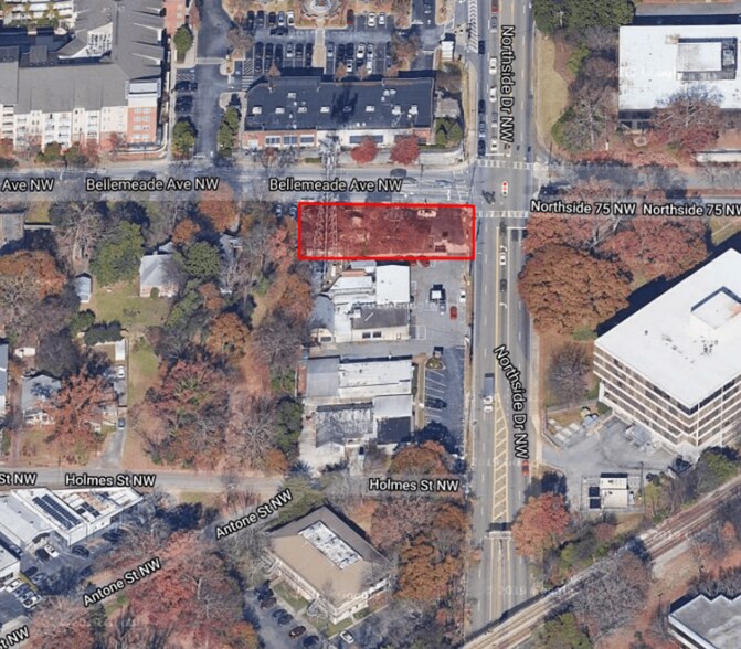 1650 Northside Dr NW, Atlanta, GA à vendre - Photo du bâtiment - Image 3 de 5