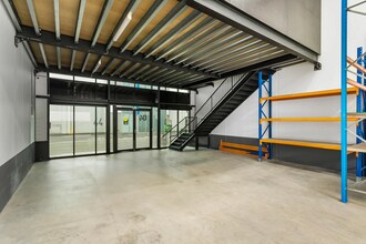 40C Wallace Ave, Point Cook for lease Interior Photo- Image 2 of 4