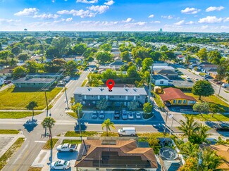 Plus de détails pour 2201 Greene St, Hollywood, FL - Multi-résidentiel à vendre