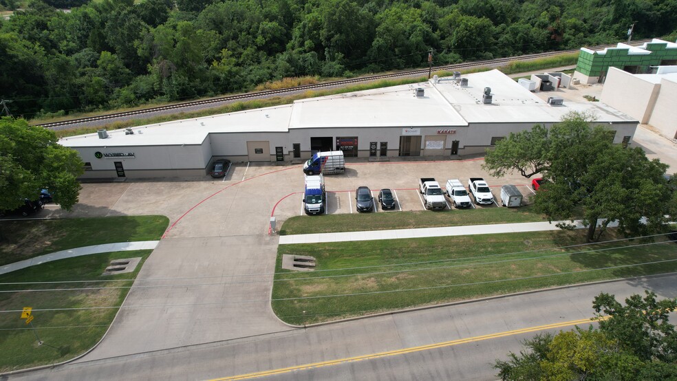 1901 John McCain Rd, Colleyville, TX for lease - Building Photo - Image 1 of 8