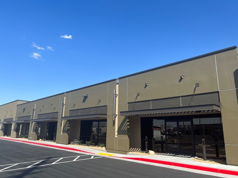 2910 S Highland Dr, Las Vegas, NV for lease - Building Photo - Image 2 of 4