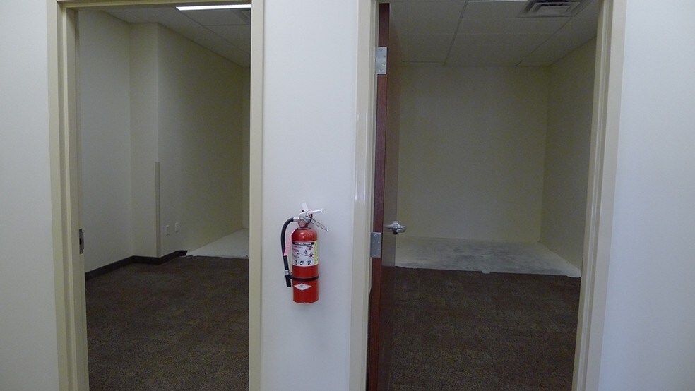 210 W Georgia Ave, Nampa, ID à louer - Photo du bâtiment - Image 3 de 32