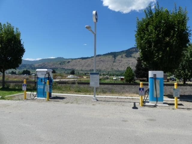 353 Shuswap Av, Chase, BC for sale - Building Photo - Image 2 of 4