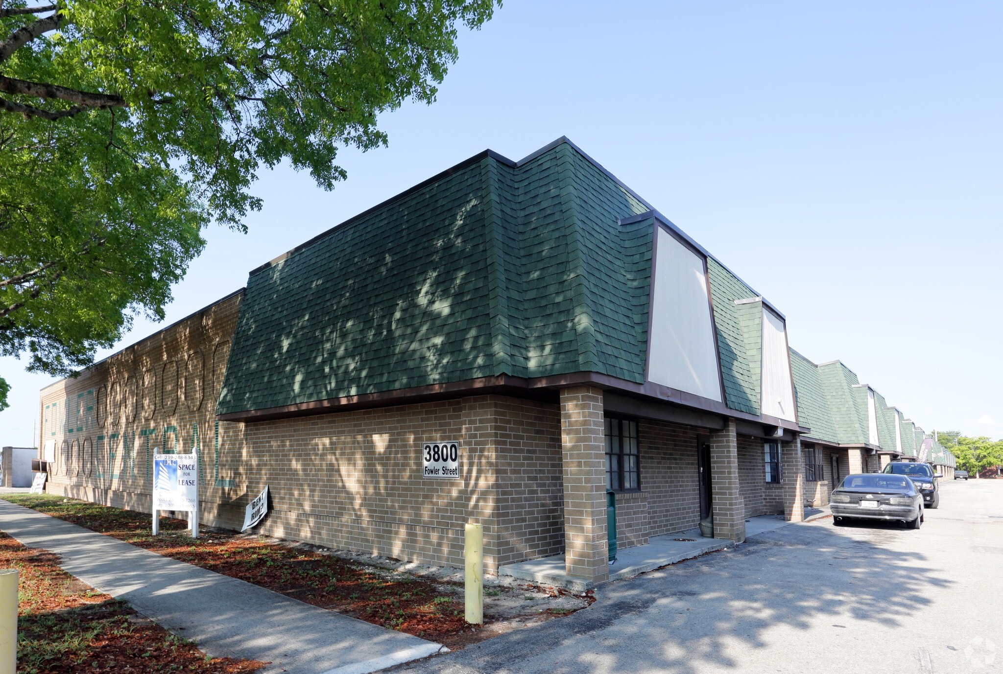 3800 Fowler St, Fort Myers, FL for lease Primary Photo- Image 1 of 8