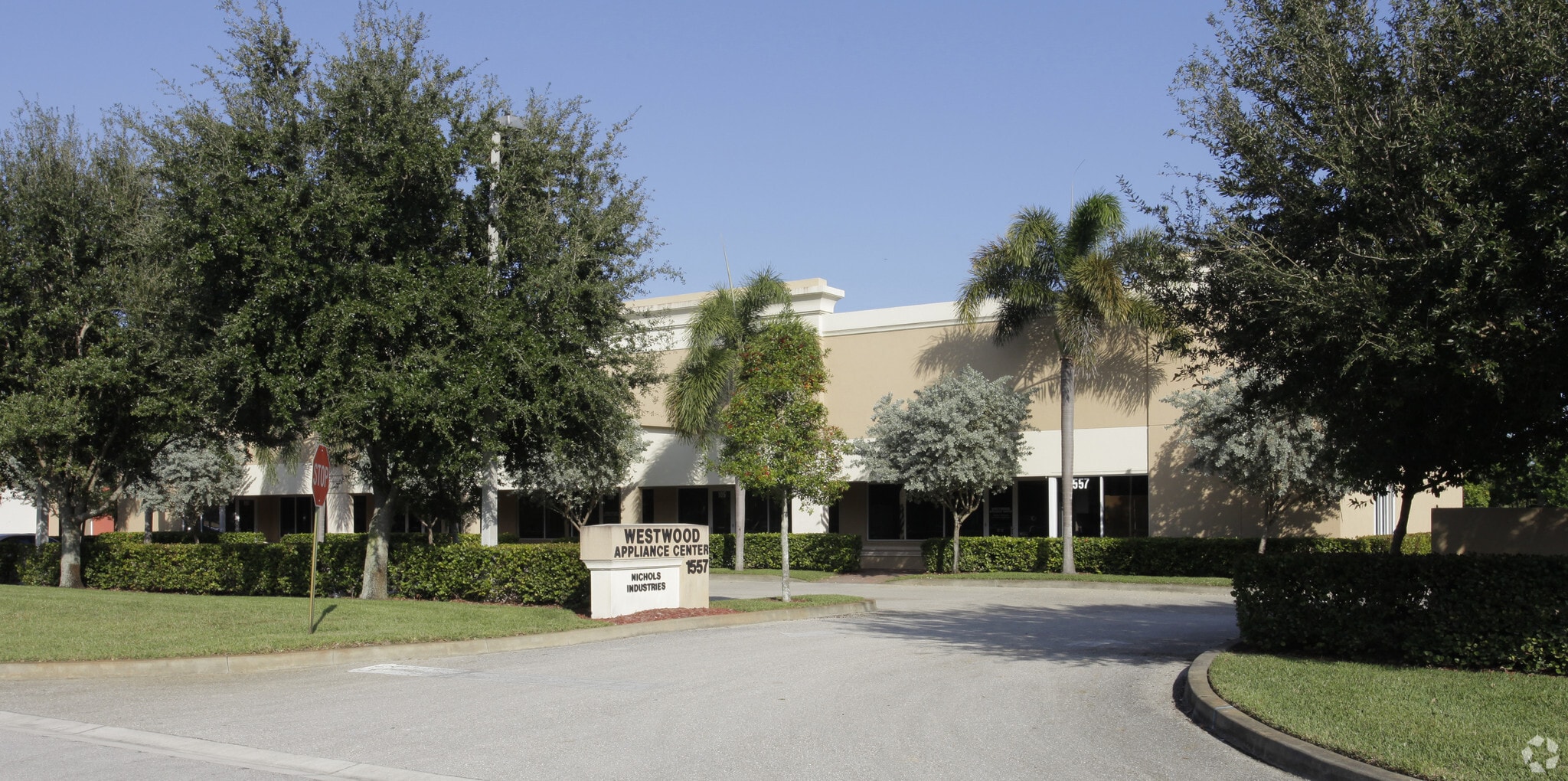 1557 Park Ln S, Jupiter, FL for lease Primary Photo- Image 1 of 5