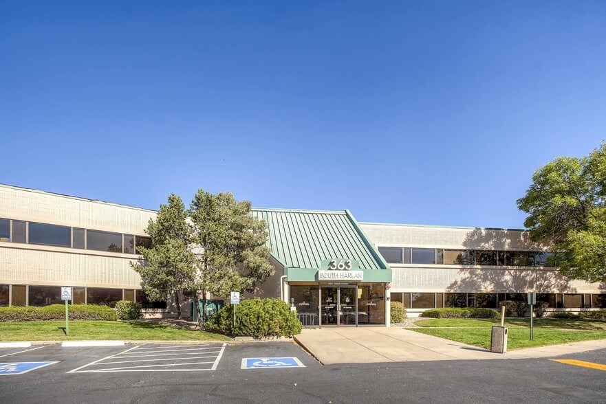 363 S Harlan St, Lakewood, CO à louer - Photo du bâtiment - Image 3 de 20