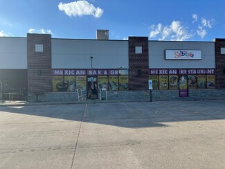 Plus de détails pour 325 N Main St, Chatham, IL - Commerce de détail à louer