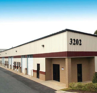 Plus de détails pour 3202 Motorsports Ln, Charlotte, NC - Industriel à louer