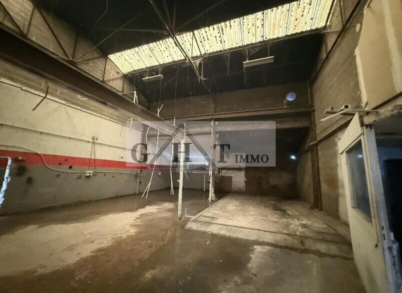 Industrial in Fontenay-Trésigny for lease - Interior Photo - Image 3 of 4