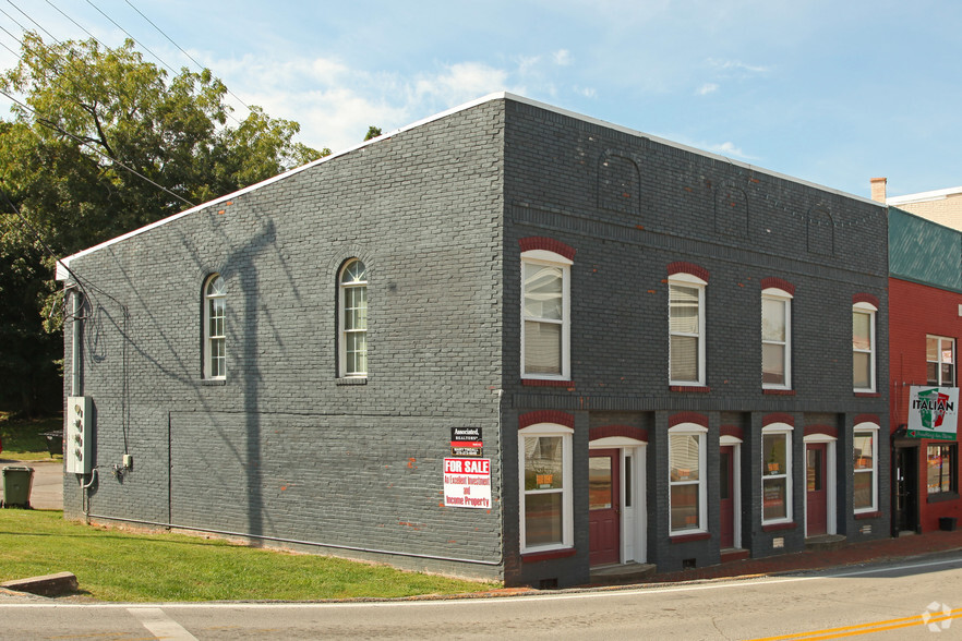 106 W Main St, Vine Grove, KY for sale - Primary Photo - Image 1 of 1