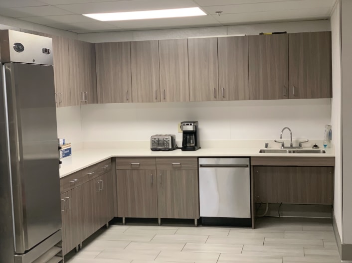 5600-5628 Lincoln Dr, Edina, MN for lease Interior Photo- Image 1 of 5