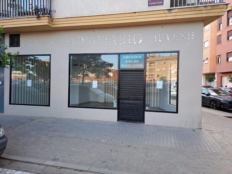 Retail in Córdoba for lease - Building Photo - Image 2 of 5