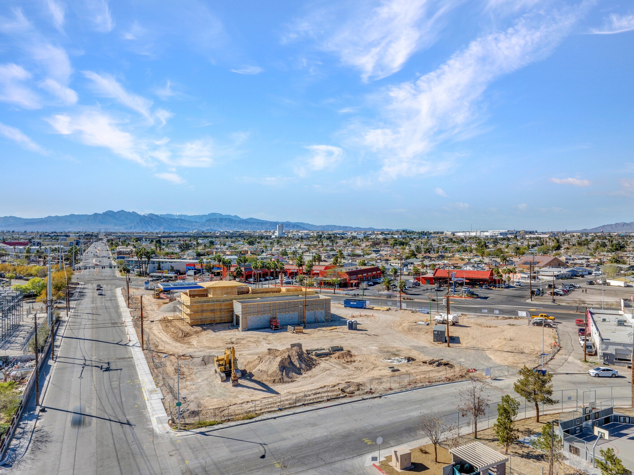 2440 N Las Vegas Blvd, North Las Vegas, NV for lease Primary Photo- Image 1 of 11