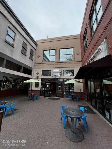 869 NW Wall St, Bend, OR à louer - Photo du bâtiment - Image 2 de 2