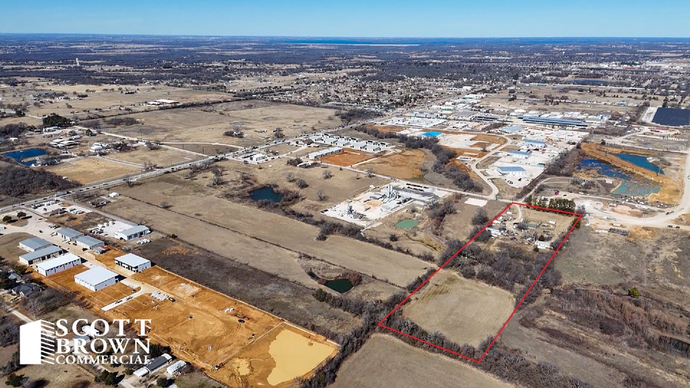 8858 Stewart Rd, Cross Roads, TX à vendre - Photo du bâtiment - Image 3 de 5
