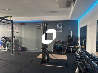 Plus de détails pour Bureau, Local d'activités à louer