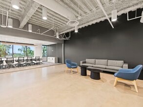 4660 La Jolla Village Dr, San Diego, CA à louer Photo intérieure- Image 2 de 10