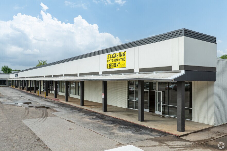 701-731 W Davis St, Houston, TX à louer - Photo du bâtiment - Image 1 de 3