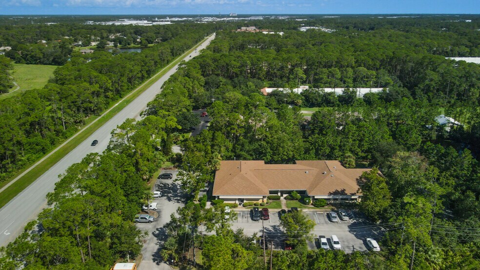 325 N Williamson Blvd, Daytona Beach, FL à louer - Photo du bâtiment - Image 3 de 6