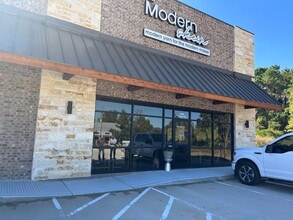 1905 Longmire Rd, Conroe, TX for lease Interior Photo- Image 2 of 12