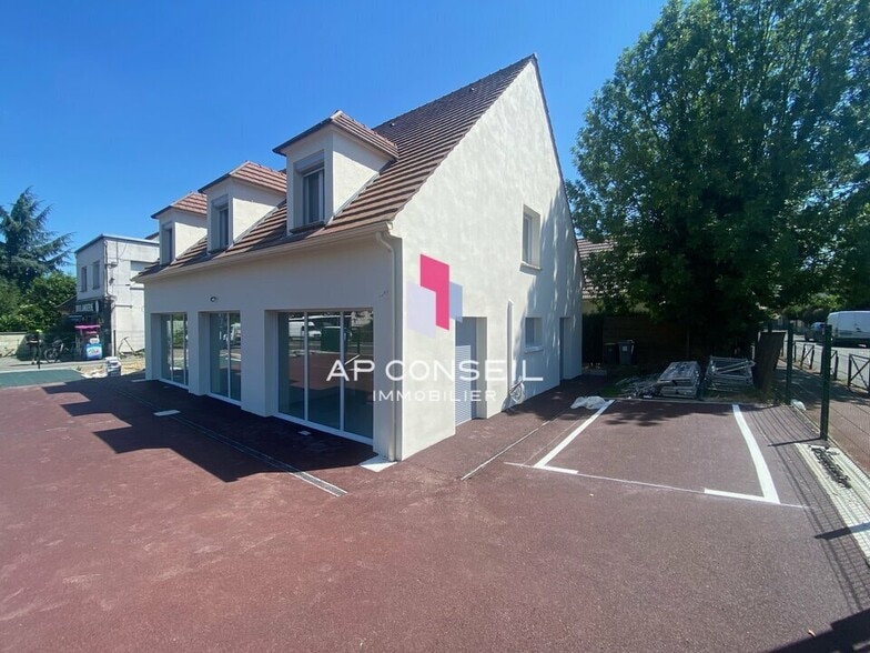 Office in La Celle-Saint-Cloud for sale - Building Photo - Image 2 of 2