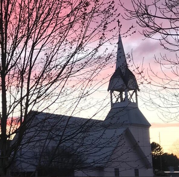 2934 H St, Hubbard, OR à vendre - Photo du bâtiment - Image 2 de 15