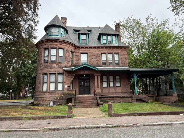 16 Claremont St, Worcester, MA for sale - Primary Photo - Image 1 of 9