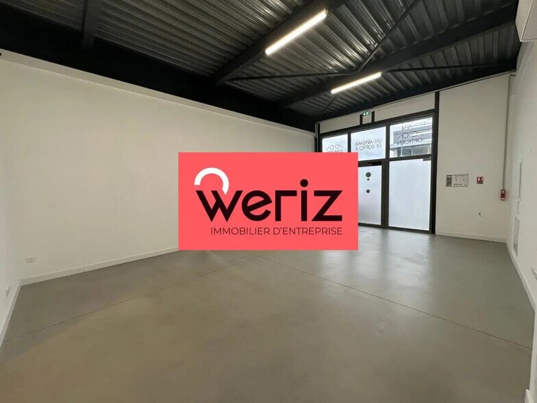 Flex dans La Ciotat à louer - Photo du bâtiment - Image 2 de 8