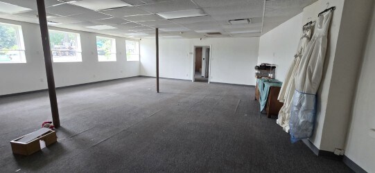 109 West Shore Ave, Dumont, NJ à vendre - Photo intérieure - Image 2 de 8