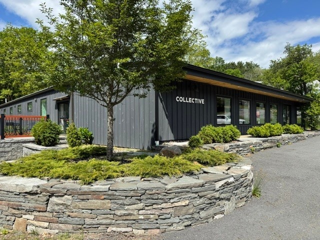 6 Beaver Brook rd, Yulan, NY for sale - Primary Photo - Image 1 of 16