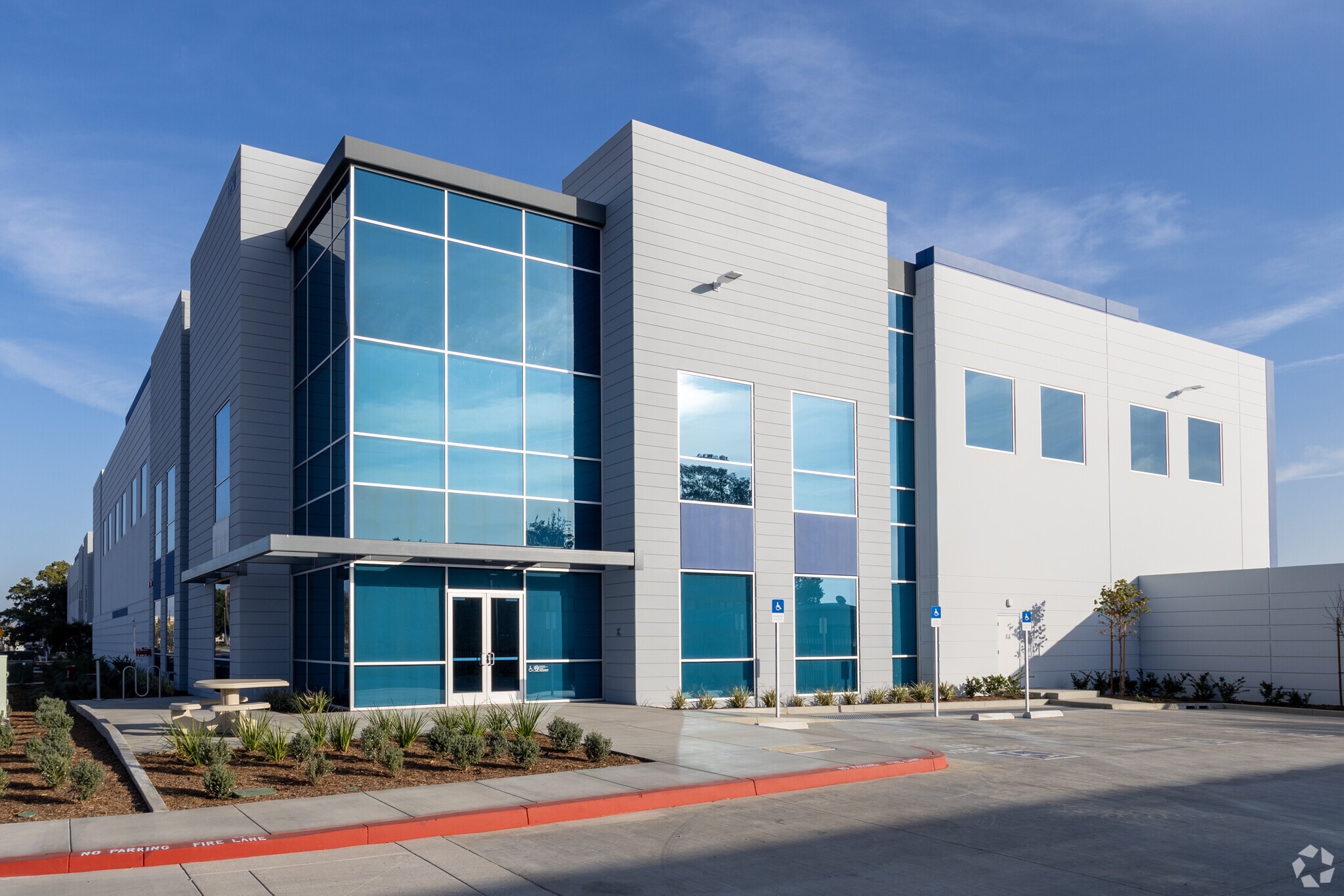 1630 E Holt Blvd, Ontario, CA for lease Primary Photo- Image 1 of 11