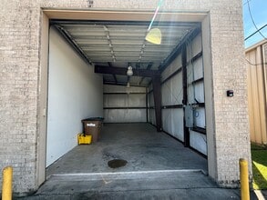 5912 E FM-517, Dickinson, TX for lease Interior Photo- Image 2 of 10