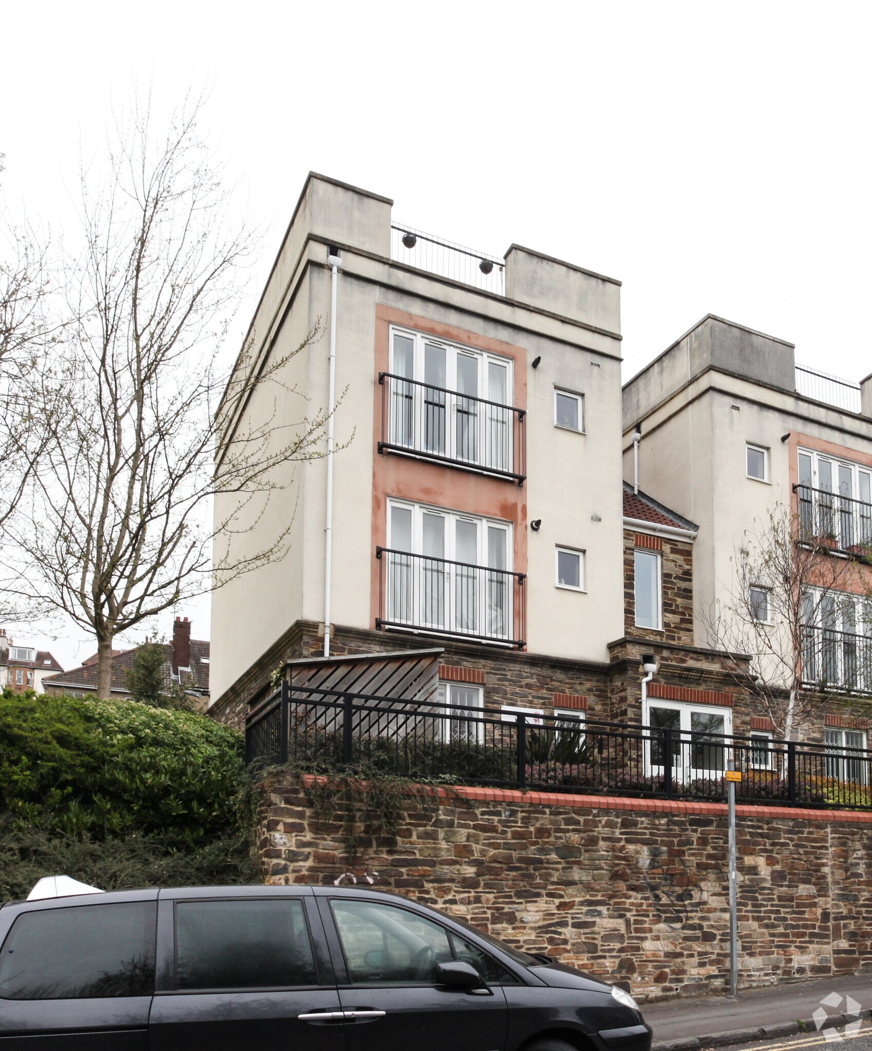 1-37 Station Rd, Bristol à vendre Photo principale- Image 1 de 10