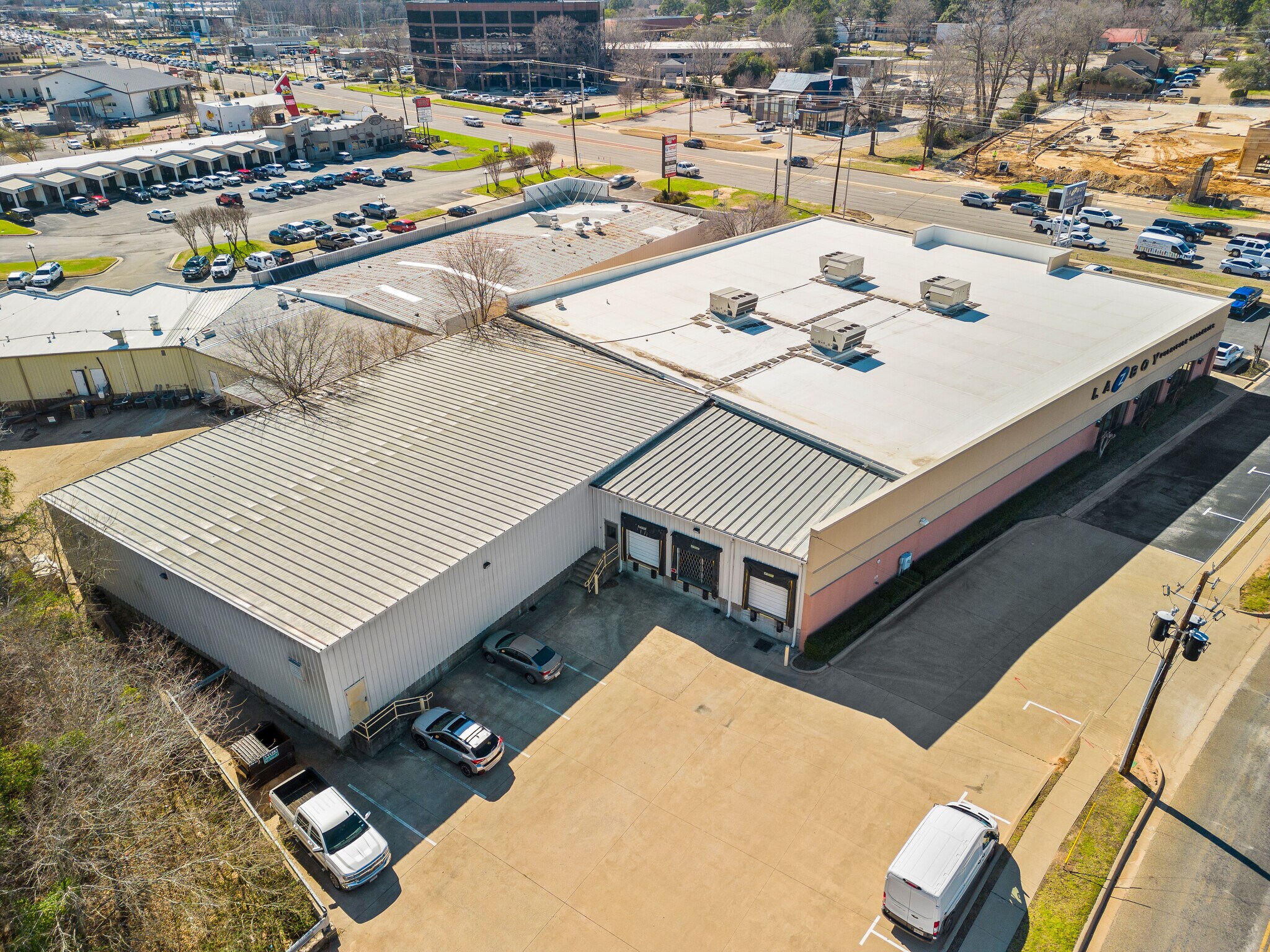 6000 S Broadway Ave, Tyler, TX à louer Photo du bâtiment- Image 1 de 6