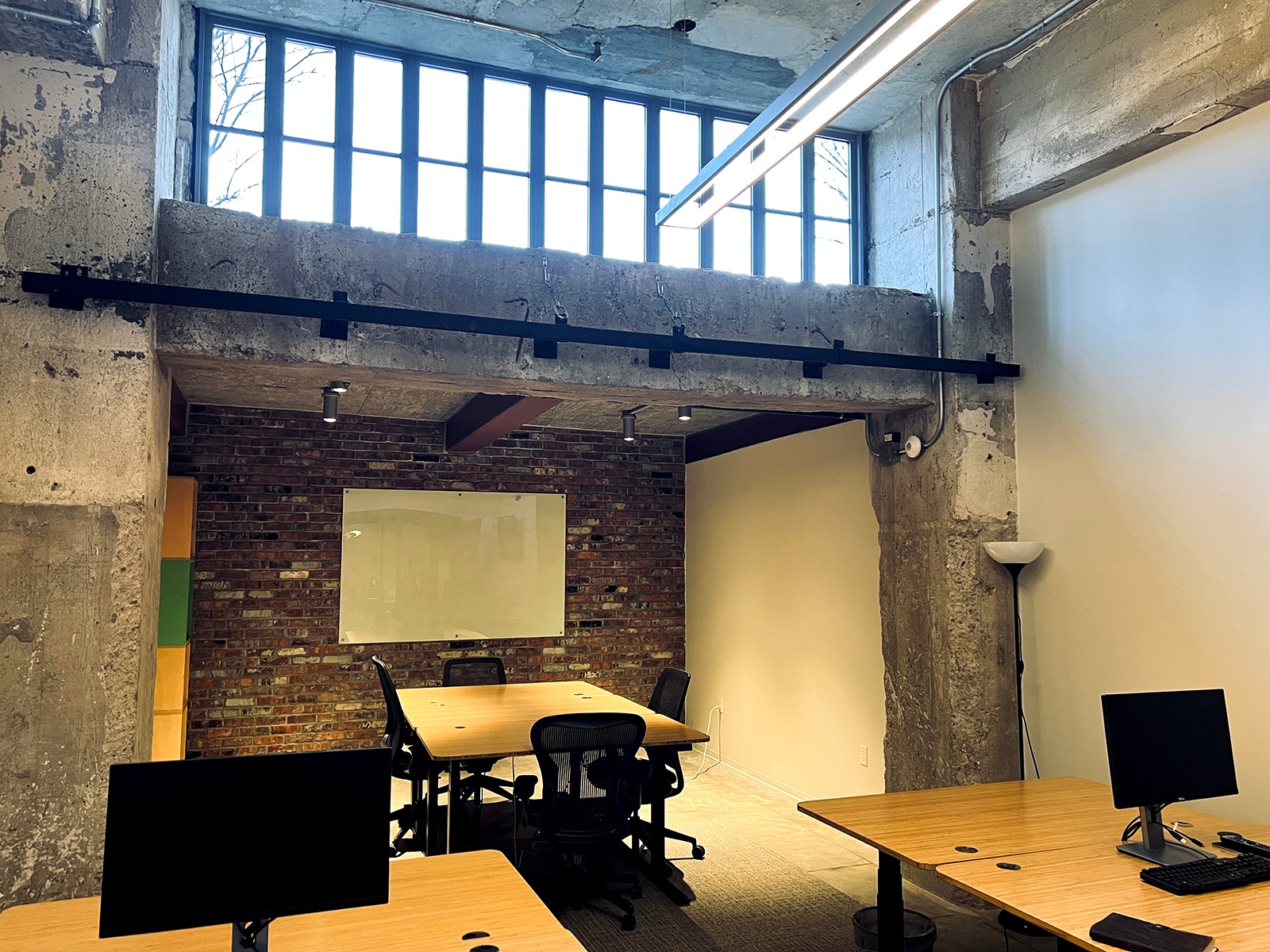 2100 Central St, Kansas City, MO for lease Interior Photo- Image 1 of 1