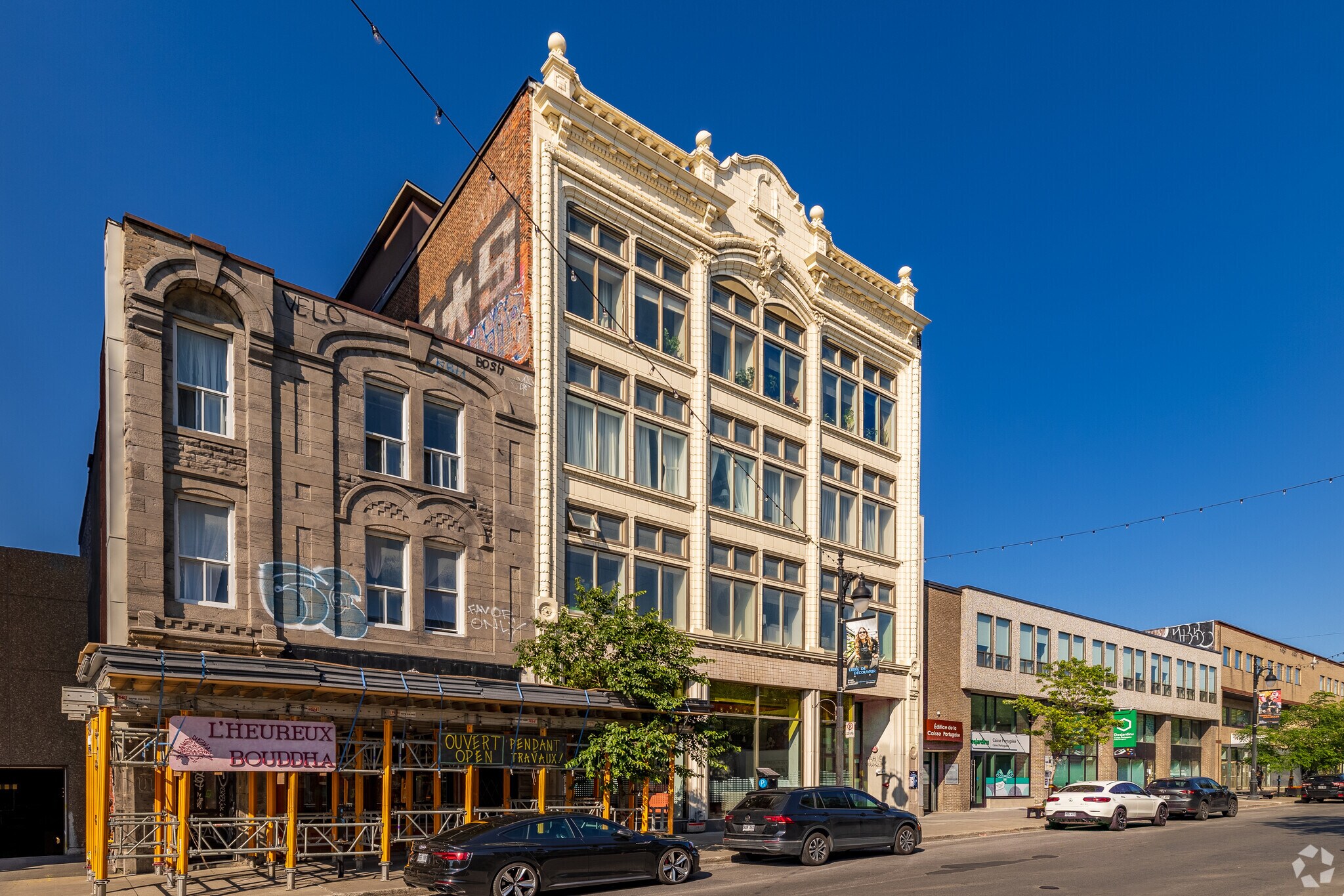 4238 Boul Saint-Laurent, Montréal, QC for sale Building Photo- Image 1 of 1