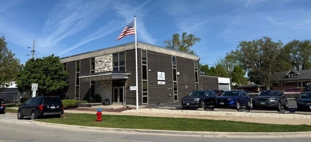 8400 Brookfield Ave, Brookfield, IL for sale Building Photo- Image 1 of 15