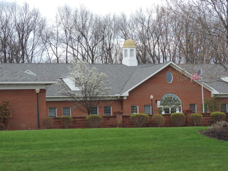 1797 Georgetown Rd, Hudson, OH à louer - Photo du bâtiment - Image 2 de 27