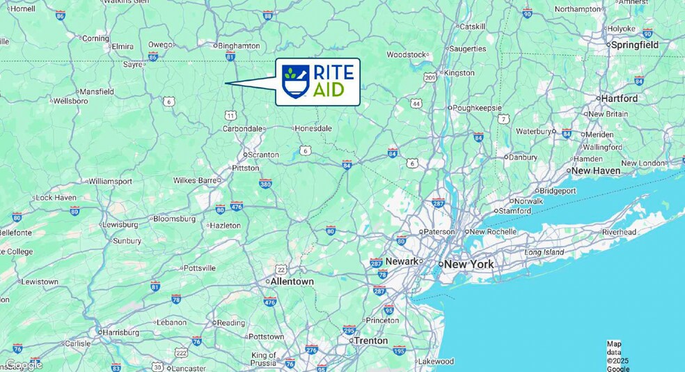 801 Grow Ave, Montrose, PA à louer - Photo du bâtiment - Image 3 de 4