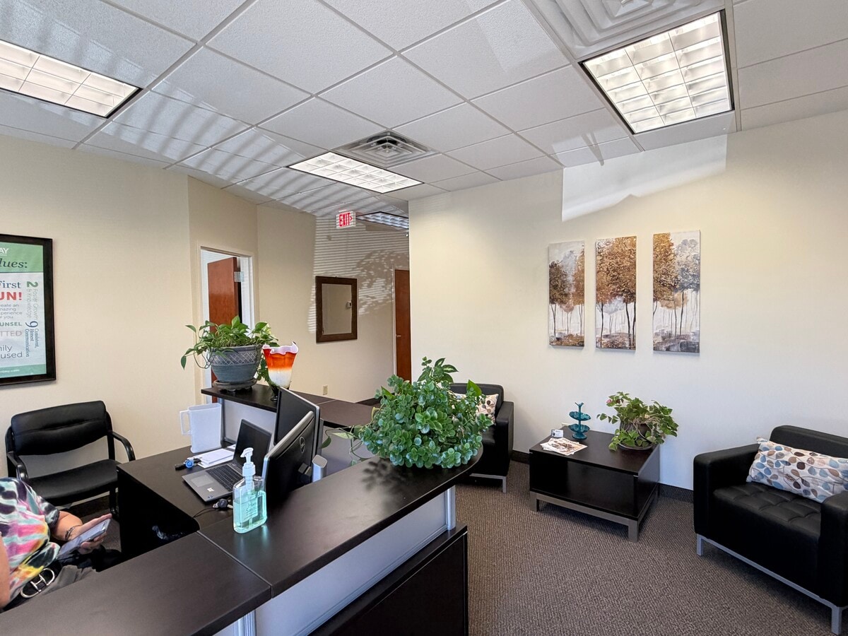 3810 N Elm St, Greensboro, NC 27455 - Unit 208 -  - Interior Photo - Image 1 of 5
