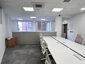 Calle del Príncipe de Vergara, 43, Madrid, Madrid for lease Interior Photo- Image 1 of 10