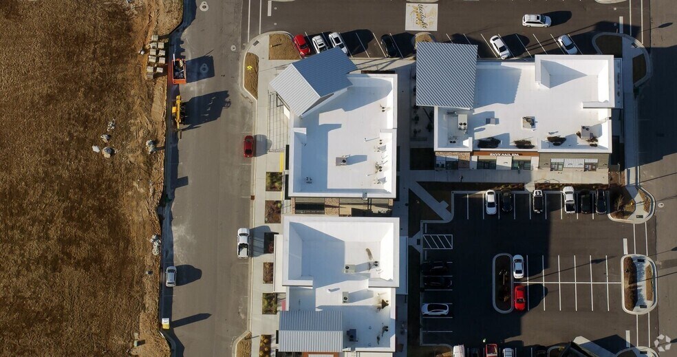 2210 Big Falls Dr, Wendell, NC à vendre - Photo du bâtiment - Image 2 de 8