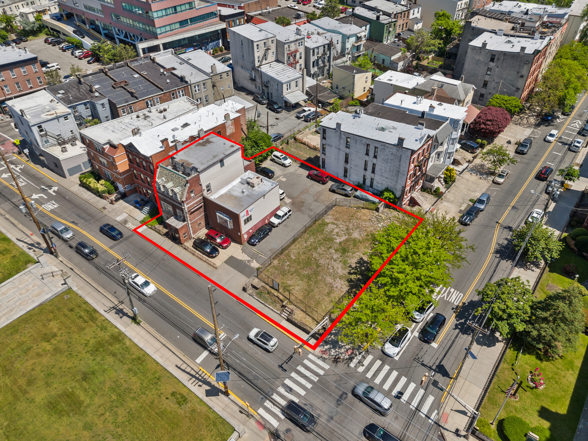 272 Baldwin Ave, Jersey City, NJ for sale Building Photo- Image 1 of 1